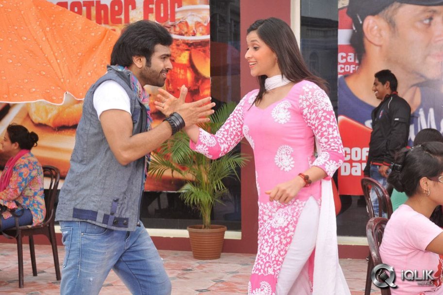 Prema Geema Jantha Nai